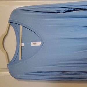🎅🟦 Old Navy Long Sleeve LUXE T NWT